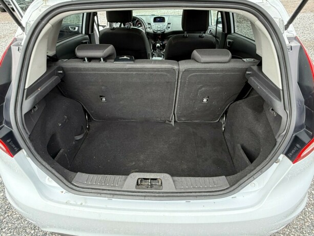 ford-fiesta-bensin-2016-big-26