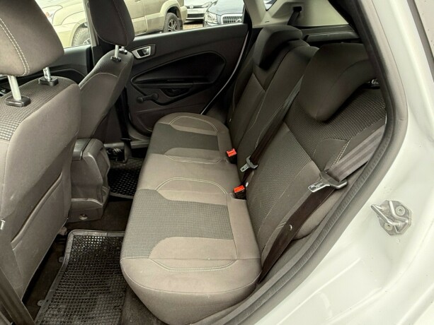 ford-fiesta-bensin-2016-big-21