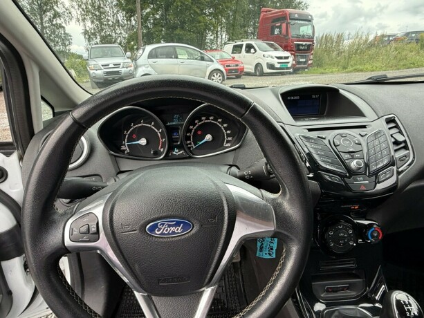 ford-fiesta-bensin-2016-big-16