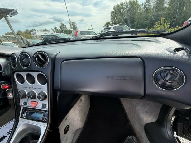 alfa-romeo-spider-bensin-1999-big-56