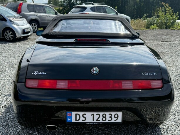 alfa-romeo-spider-bensin-1999-big-34
