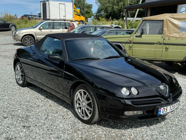 alfa-romeo-spider-bensin-1999-big-30