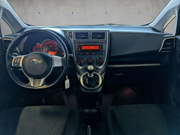 subaru-trezia-bensin-2012-big-13