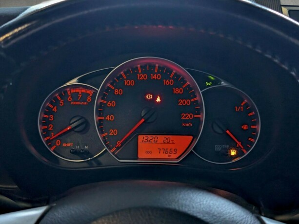 subaru-trezia-bensin-2012-big-16