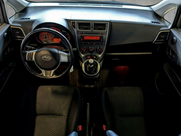 subaru-trezia-bensin-2012-big-12