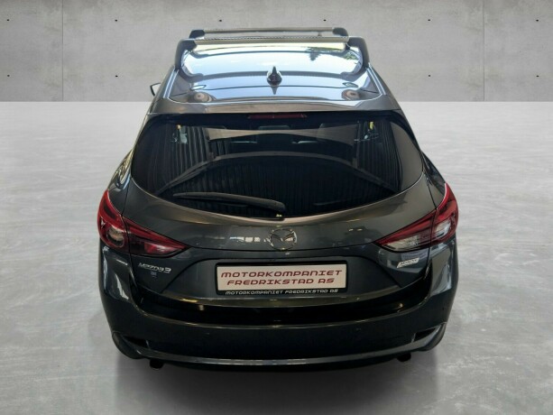 mazda-3-bensin-2017-big-11