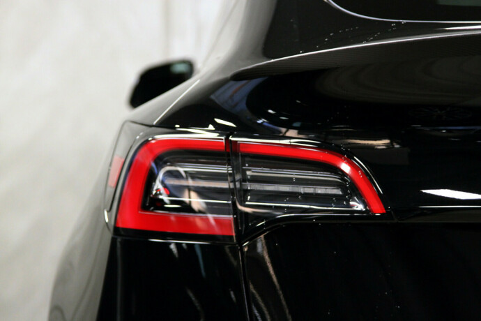 tesla-model-y-elektrisitet-2023-big-17