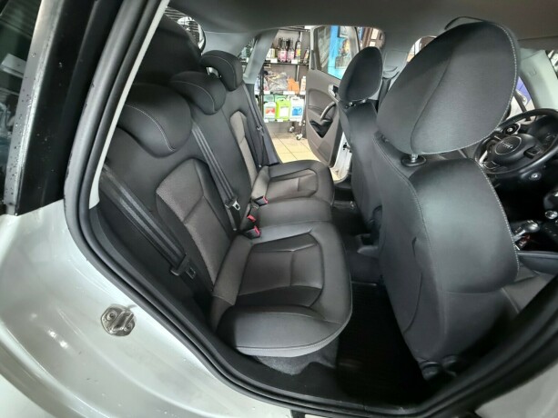 audi-a1-bensin-2013-big-30