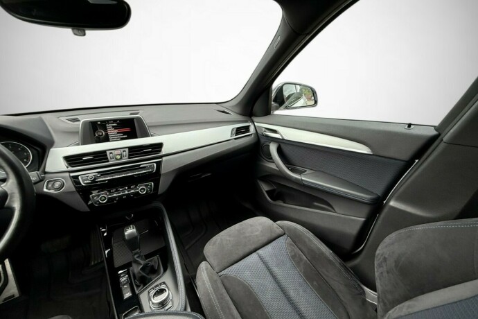 bmw-x1-diesel-2017-big-42