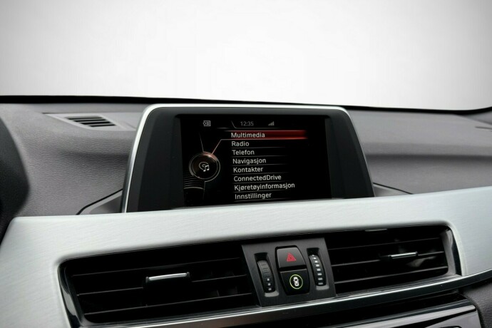 bmw-x1-diesel-2017-big-39