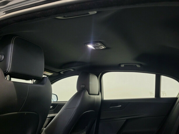 jaguar-xe-diesel-2016-big-31