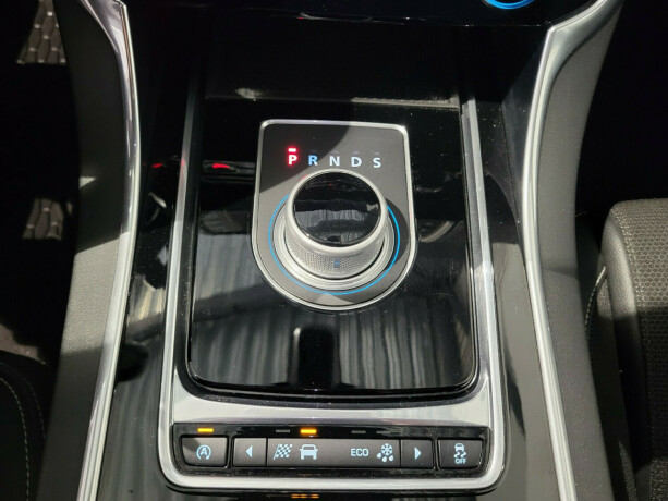 jaguar-xe-diesel-2016-big-23