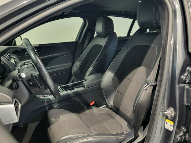 jaguar-xe-diesel-2016-big-11