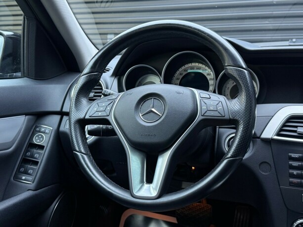 mercedes-benz-c-klasse-bensin-2011-big-14
