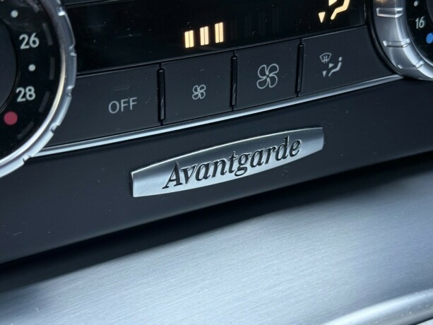 mercedes-benz-c-klasse-bensin-2011-big-28