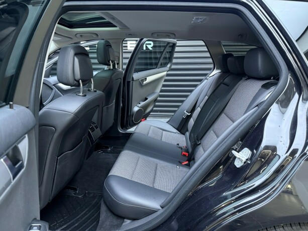 mercedes-benz-c-klasse-bensin-2011-big-35
