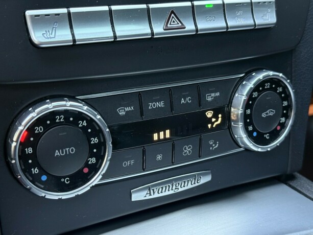 mercedes-benz-c-klasse-bensin-2011-big-27