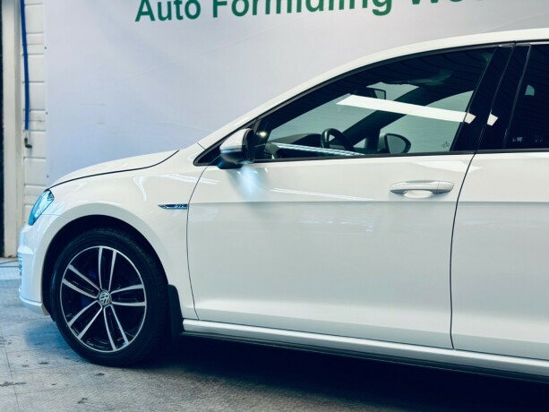 volkswagen-golf-elektrisitetbensin-2016-big-7