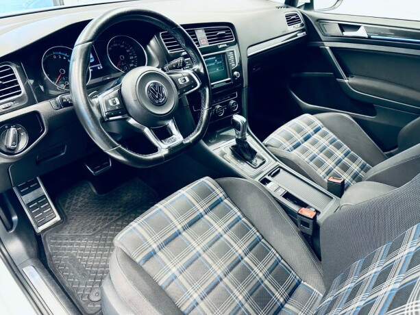 volkswagen-golf-elektrisitetbensin-2016-big-11