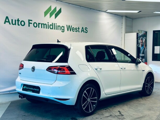 volkswagen-golf-elektrisitetbensin-2016-big-8