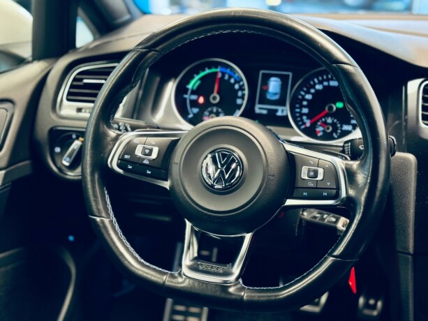 volkswagen-golf-elektrisitetbensin-2016-big-20