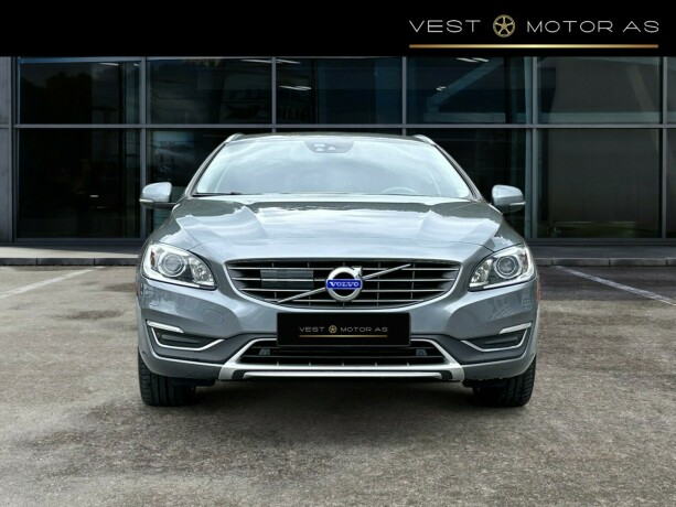 volvo-v60-elektrisitetdiesel-2016-big-1