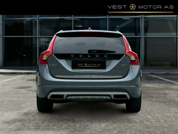 volvo-v60-elektrisitetdiesel-2016-big-5