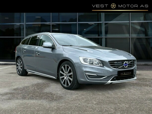 volvo-v60-elektrisitetdiesel-2016-big-0