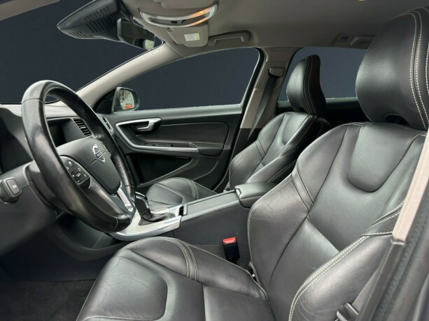 volvo-v60-elektrisitetdiesel-2016-big-8