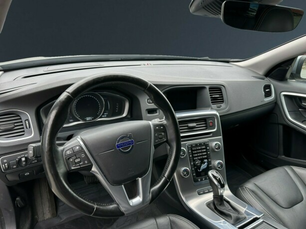 volvo-v60-elektrisitetdiesel-2016-big-10