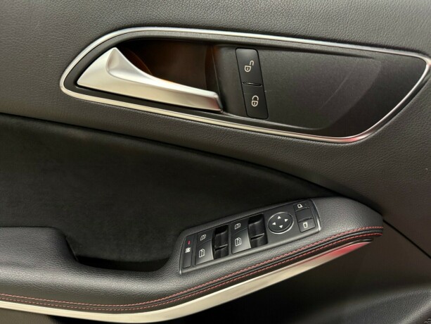 mercedes-benz-a-klasse-diesel-2013-big-25