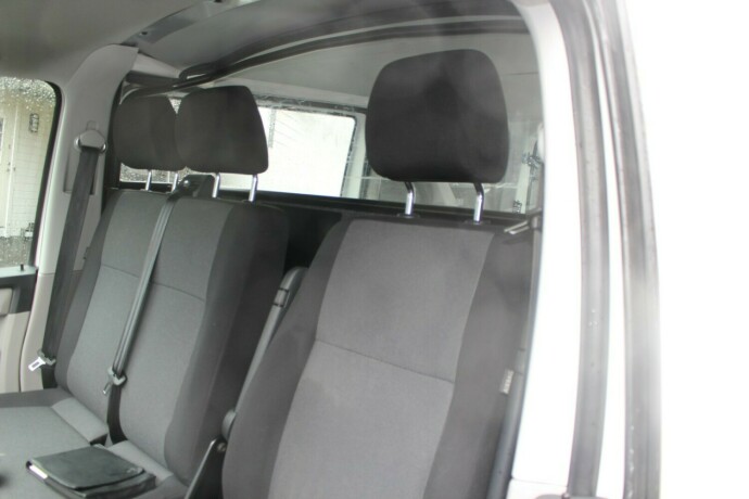 volkswagen-transporter-diesel-2017-big-6