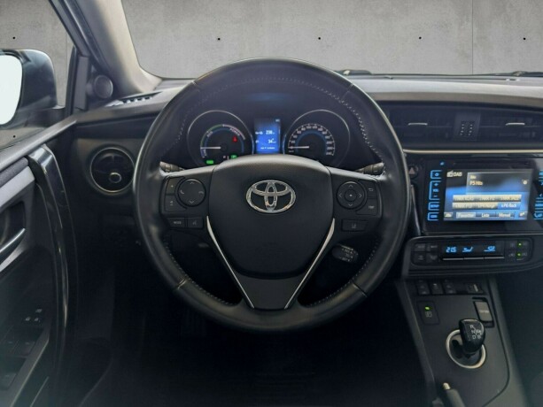 toyota-auris-elektrisitetbensin-2016-big-14