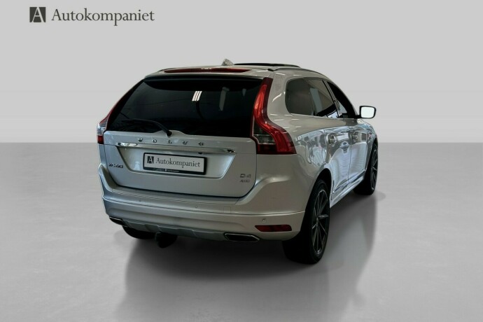 volvo-xc-60-diesel-2017-big-5