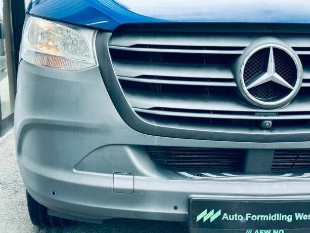 mercedes-benz-sprinter-diesel-2019-big-11