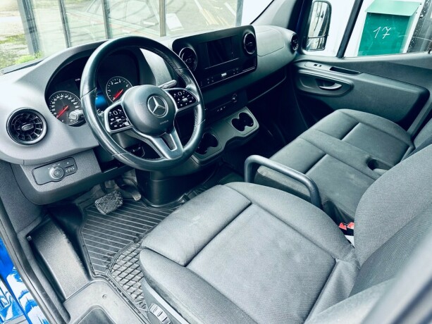 mercedes-benz-sprinter-diesel-2019-big-18