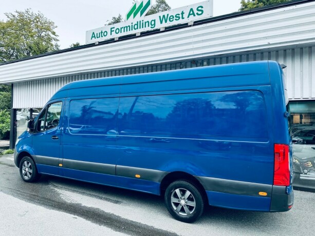mercedes-benz-sprinter-diesel-2019-big-5