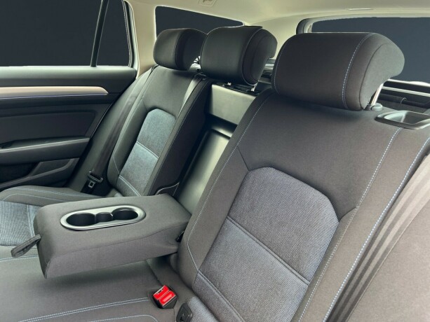 volkswagen-passat-elektrisitetbensin-2016-big-12