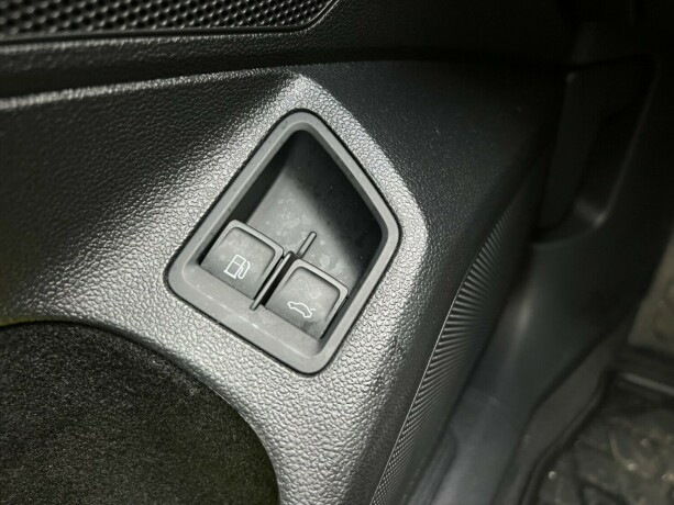 volkswagen-passat-elektrisitetbensin-2016-big-30