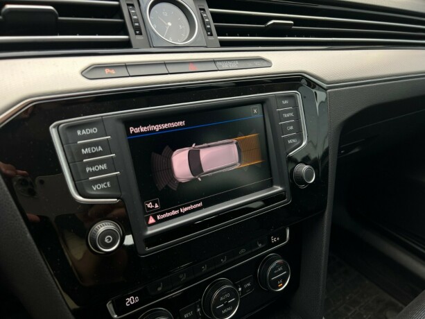 volkswagen-passat-elektrisitetbensin-2016-big-25