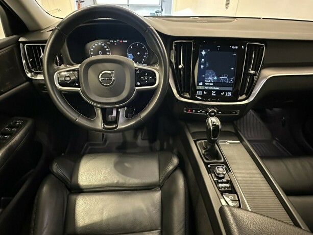 volvo-v60-diesel-2019-big-7