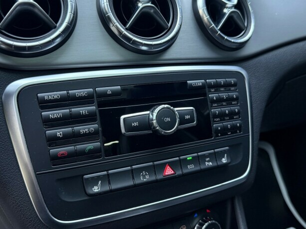 mercedes-benz-cla-bensin-2015-big-22