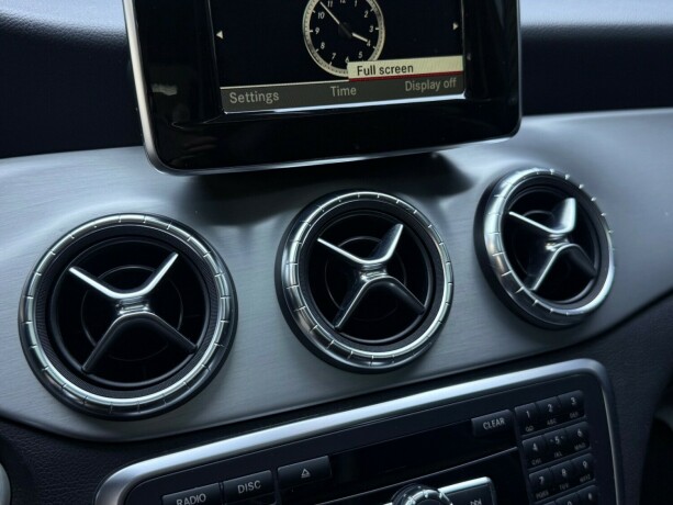 mercedes-benz-cla-bensin-2015-big-21