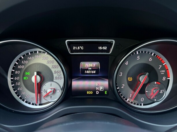 mercedes-benz-cla-bensin-2015-big-16