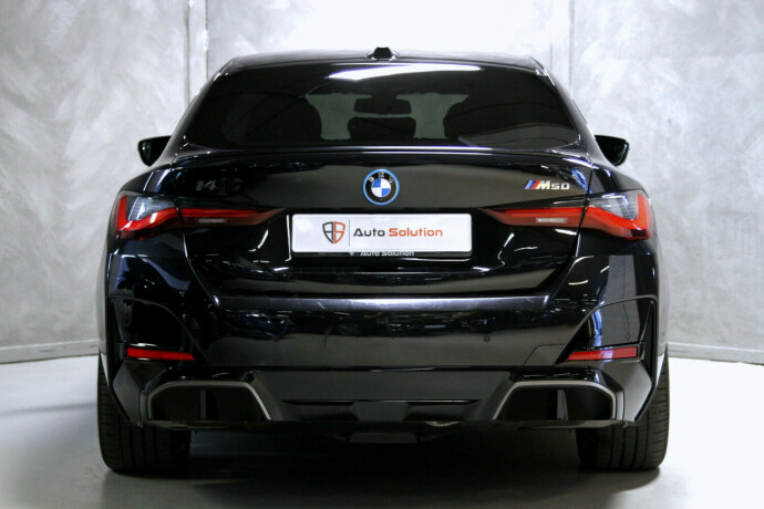 bmw-i4-m50-elektrisitet-2023-big-28