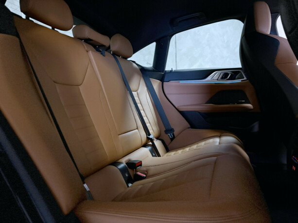 bmw-i4-m50-elektrisitet-2023-big-2
