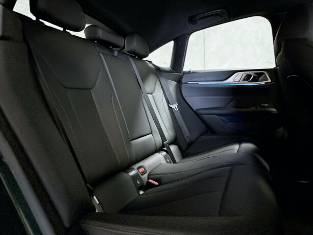 bmw-i4-m50-elektrisitet-2022-big-2