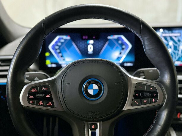 bmw-i4-m50-elektrisitet-2022-big-16
