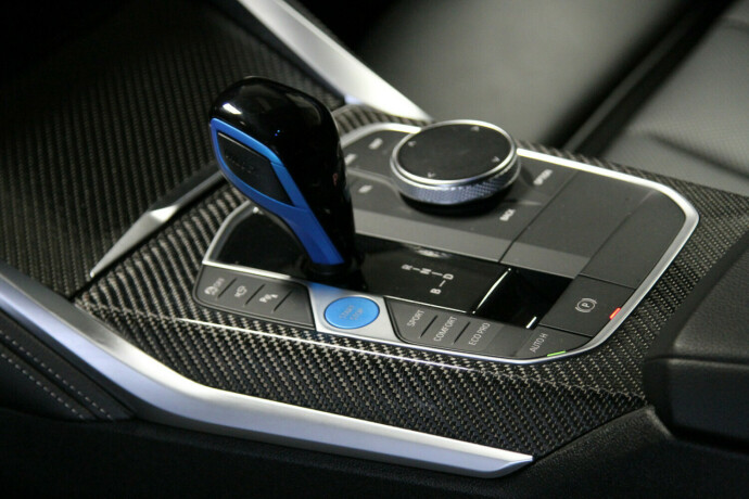 bmw-i4-m50-elektrisitet-2022-big-15