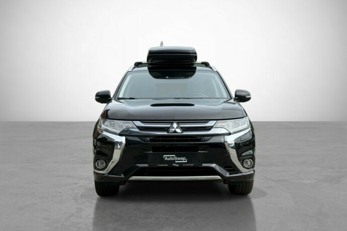mitsubishi-outlander-elektrisitetbensin-2016-big-2